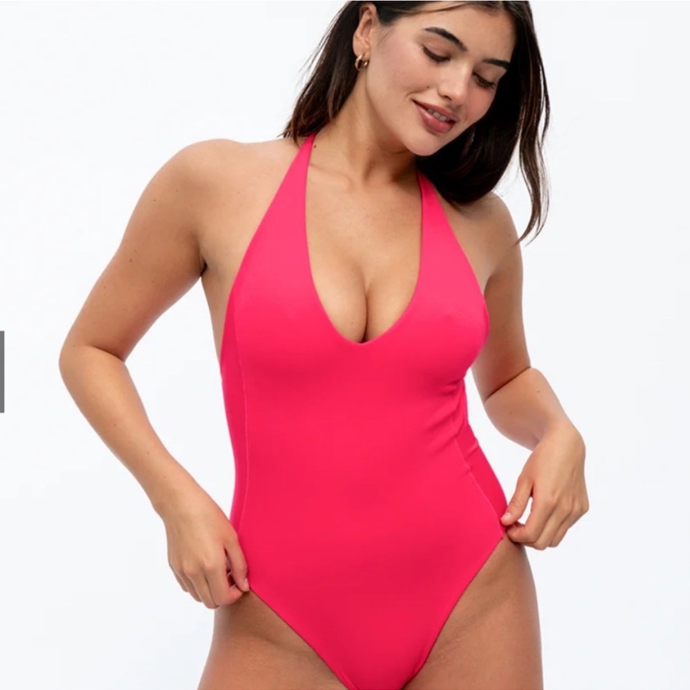 Left On Friday The Weekender One Piece, Size MT, La La Land (Hot Pink)